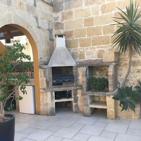 Studio Apartment With Pool In House Of Character. Birkirkara Eksteriør bilde